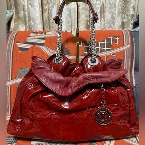 CHRISTIAN DIOR ❤️🌟CHERRY RED CANNAGE PATENT LEATHER TOTE ⭐️